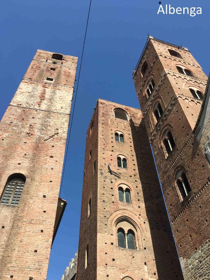 Case Rossa E Blu Villanova d'Albenga Zewnętrze zdjęcie