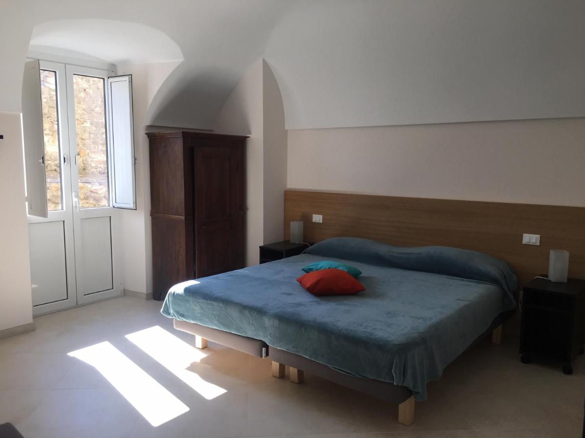 Case Rossa E Blu Villanova d'Albenga Zewnętrze zdjęcie