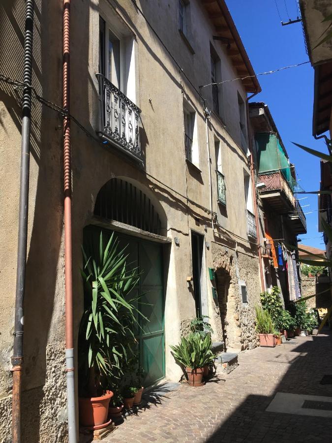 Case Rossa E Blu Villanova d'Albenga Zewnętrze zdjęcie
